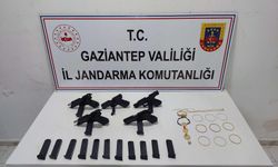 Gaziantep’te şok operasyon! Resmen cephanelik çıktı!