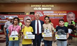 Şahinbey Belediyesi’nden öğrencilere ayakkabı hediyesi! Başvurular başladı mı? İşte detaylar…