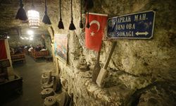 Gaziantep'te 500 yıllık mağara kafede ziyaretçi yoğunluğu yaşanıyor