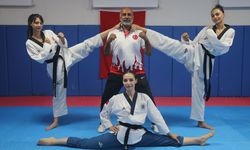 Üç kızını milli sporcu yapan tekvando antrenörü baba gururlu