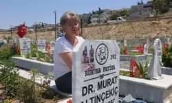 Deprem mezarlığında hüzünlü arefe!