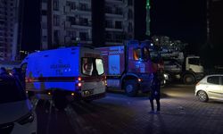 13 katlı binada çıkan yangın söndürüldü, soğutma çalışmaları sürüyor