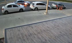 Seyir halindeki araç alev alev yandı