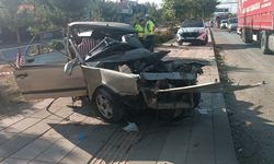 Gaziantep'teki feci kazada Tofaş sürücüsü kurtarılamadı