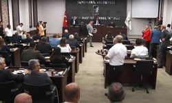 Şehitkamil Meclisi gergin başladı! CHP Grubu Meclisi terk etti