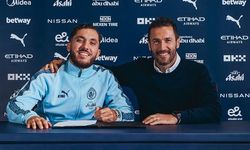 Rayan Cherki, Manchester City'ye imza attı