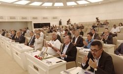 Gaziantep Büyükşehir Belediye meclisinde Başkan Zeyrek anıldı...