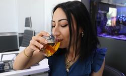 Bu içecek dişleri döküyor!