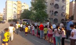 Gaziantep'te ilginç dağıtım! Davul zurnayla karpuz dağıttı