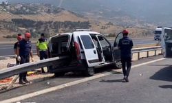 Gaziantep Yolu’nda feci kaza! Bariyere ok gibi saplandı: 2 ölü