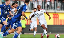 Beşiktaş, 5 gollü maçtan mağlup ayrıldı!