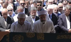 Bakan Yumaklı’nın acı günü! Son yolculuğuna uğurlandı