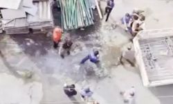 Yumruklar havada uçuştu! Şantiyede şok kavga! Polis güçlükle ayırdı