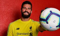 Adı Galatasaray ile Anılan Alisson Becker kamptan ayrıldı