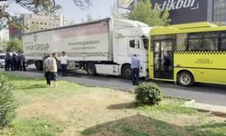 Gaziantep’te feci kaza! Halk otobüsüne tır çarptı: Yaralılar var