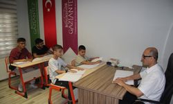 Gaziantep’te görme engelliler, Kur'an-ı Kerim'i öğreniyor