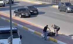 Cadde ortasında çekiç ve sopalı kavga kamerada