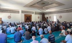 Gaziantep’te depremde yıkılmıştı! Merkez Camii ibadete açıldı