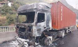 Gaziantep Otoyolu’nda panik! Alev alev yandı…