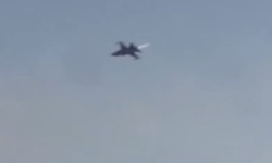 Gösteri provası sırasında F16 savaş uçağı yere çakıldı: 1 ölü