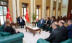 Sermet Atay’dan Vali Çeber’e ziyaret
