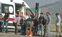 Gaziantep’te trafik kazaları bitmiyor! Otomobille motosiklet çarpıştı