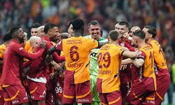 Galatasaray'da iki imza birden! TFF'ye bildirildi
