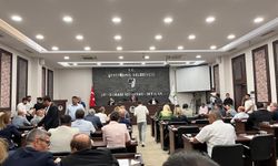 Şehitkamil Belediye Meclisinde yine ortalık karıştı! Hakaret ve küfürler havada uçuştu!