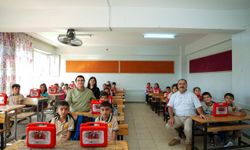 Yılmaz yeni eğitim-öğretim yılını öğrencilerle karşıladı