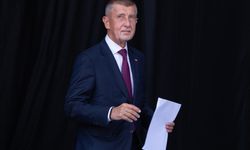 Eski Başbakan Babis'e miting sırasında saldırı