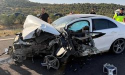 Gaziantep’te tır ile çarpışan otomobilin sürücüsü avukat hayatını kaybetti