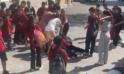Okul çıkışı dehşet! 12 yaşındaki çocuğa şiddet uyguladılar (VİDEO HABER)
