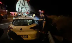 Gaziantep Otoyolunda otomobil tankere çarptı! Yaralılar var