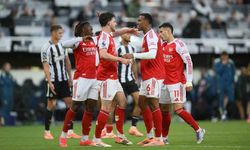 Arsenal'dan muhteşem geri dönüş! 3 puanı son dakikada aldı