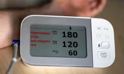 Hipertansiyon, kalp krizi riskini artırıyor! Uzmanından önemli uyarılar…