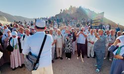 Gaziantepli 41 yıllık Evli Çiftler Kutsal Topraklarda… Medine ziyareti tamamlandı