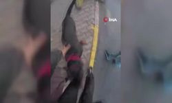 Sokakta ağızlıksız gezdirilen 'Rottweiler' dehşet saçtı! O anlar kamerada…