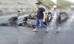Gaziantep Otoyolunda yangın çıktı! Otomobil küle döndü: Video haber...