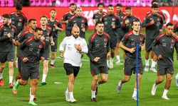 Futbolda milli mesai başlıyor: Kadro belli oldu