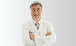 Sırt bölgesindeki kemik ağrısını hafife almayın! Kemik erimesinin habercisi olabilir