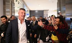 Sadettin Saran Gaziantep'teki Fenerium'u ziyaret etti! Taraftarlarla bir araya geldi: Video haber…