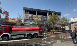 Gaziantep'te faciadan dönüldü! İş yerinde yangın çıktı