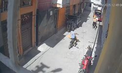 Yürekleri ağza getiren anlar! Üzerine karton örten çocuk ölümden döndü