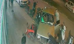 Film gibi olay! Kaza yaptıkları aracı bırakıp kaçtılar: Video haber…