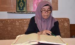 Gaziantep’te Kur'an-ı Kerim sevgisi engel tanımadı! 70 yaşında okumayı öğrendi