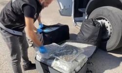 Gaziantep Otoyolu'nda durdurulan tırda 80 milyonluk uyuşturucu çıktı!