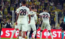 Fenerbahçe- Stuttgart maçında ortalık karıştı