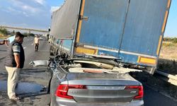 TAG Otoyolu’nda acı kaza! Tıra ok gibi saplandı!