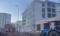 Gaziantep’te korkutan yangın! Deprem konutunda yangın çıktı