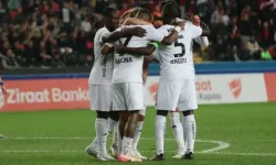 Gaziantep FK kalesini gole kapattı! Karabük İdmanyurduspor’u 2-0 yendi